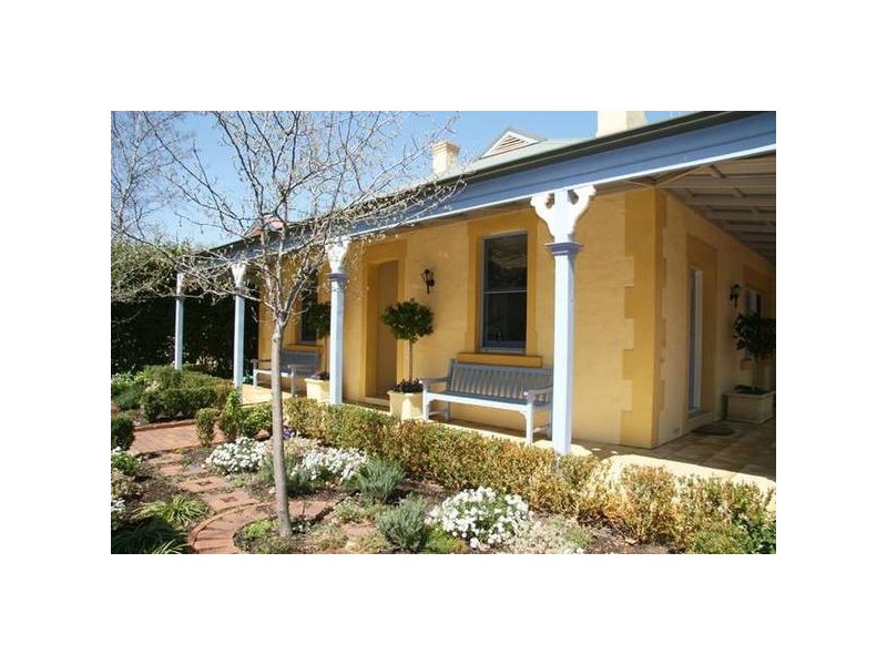 8 Byng STREET, Orange NSW 2800