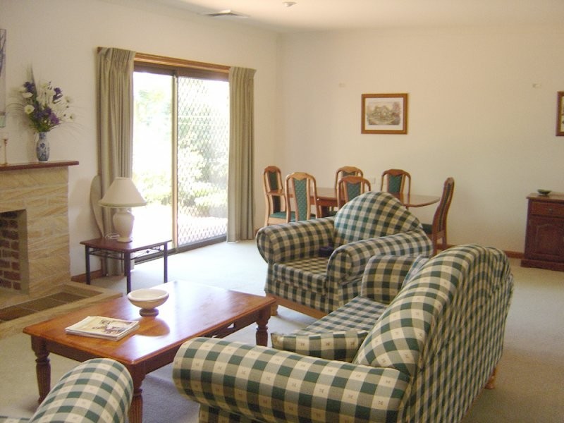 15A Rowan Street, Orange NSW 2800