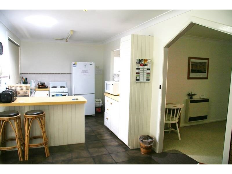 99 Burrendong Way, Orange NSW 2800