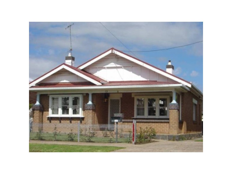13 Hamer Street, Orange NSW 2800