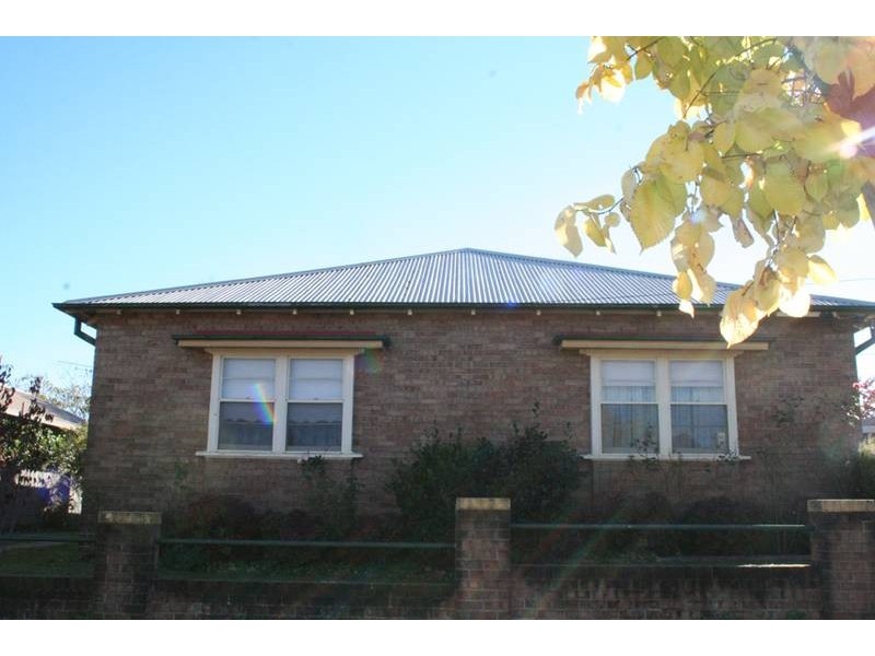 69 March Street, Orange NSW 2800
