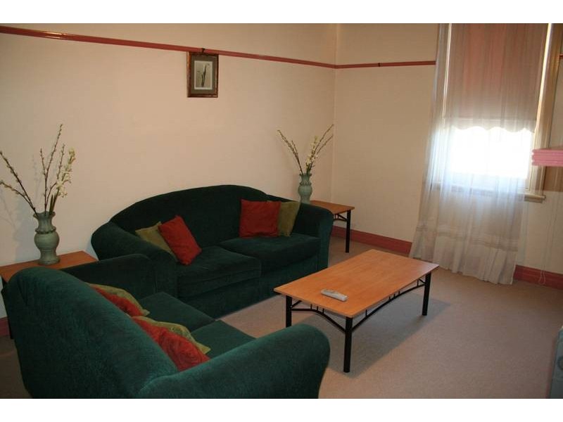 69 March Street, Orange NSW 2800