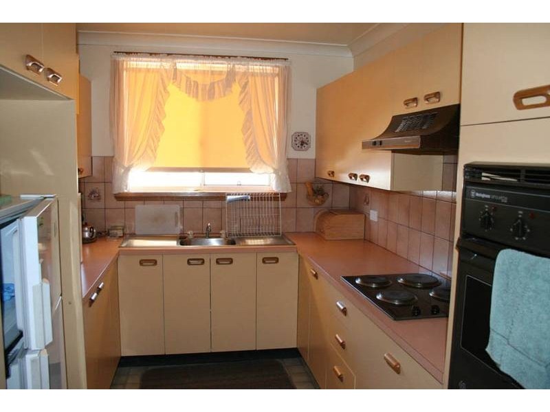 1/1-3 Covent Close, Orange NSW 2800