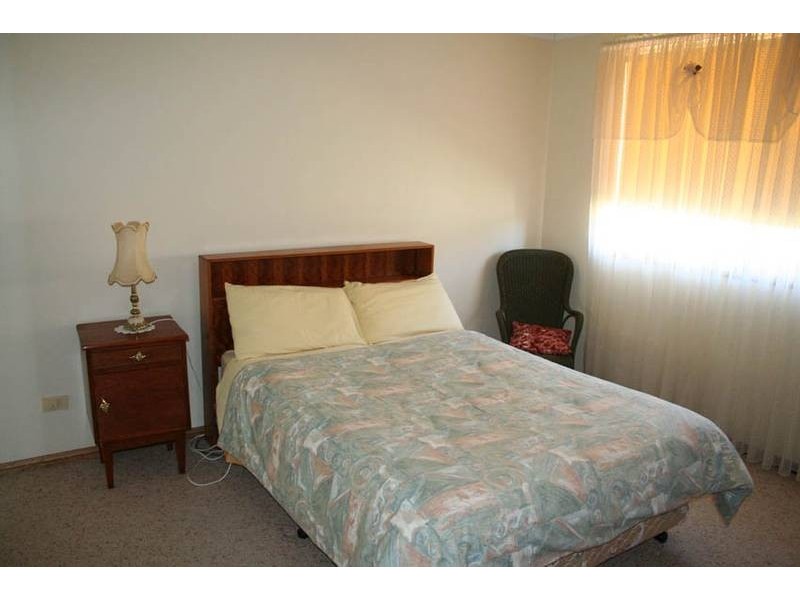 1/1-3 Covent Close, Orange NSW 2800