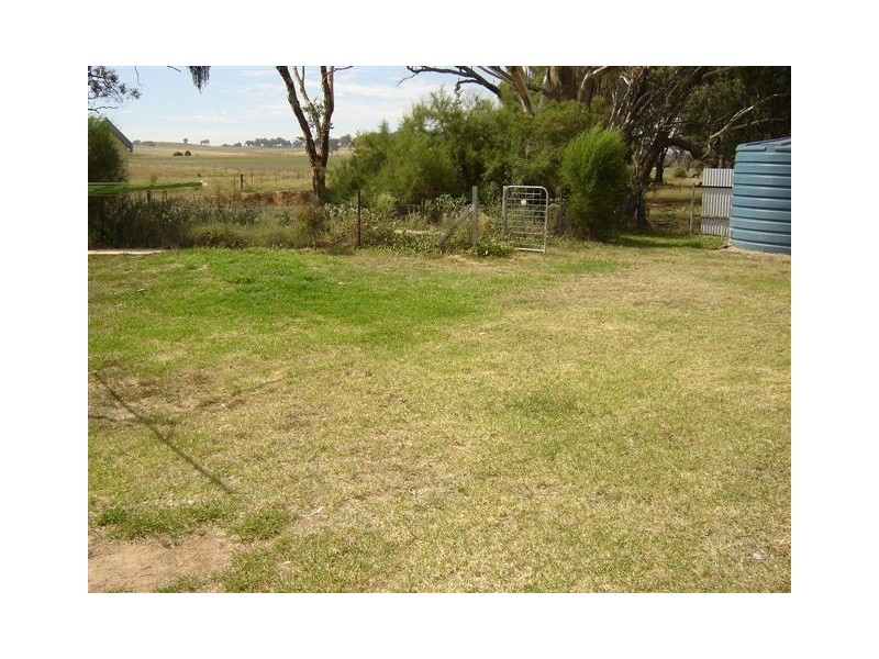 9 Obley STREET, Cumnock NSW 2867