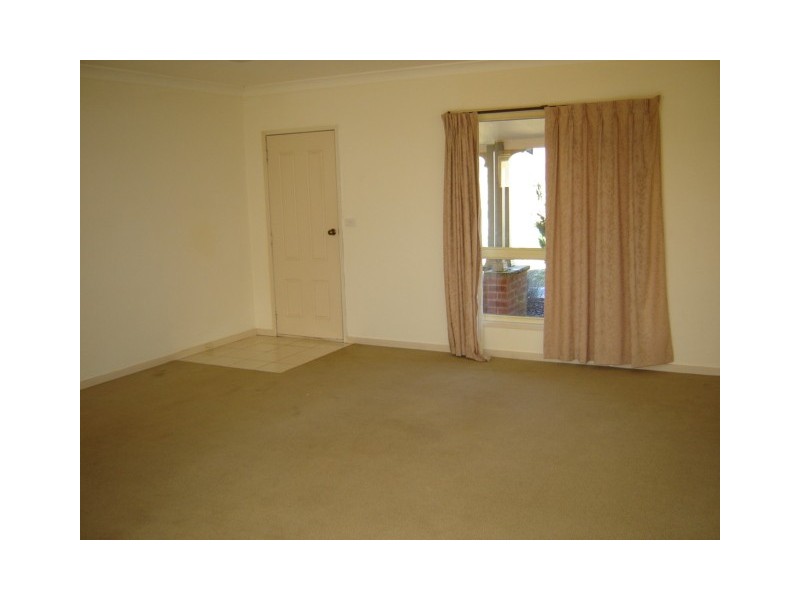 2/24 Polona Street, Blayney NSW 2799
