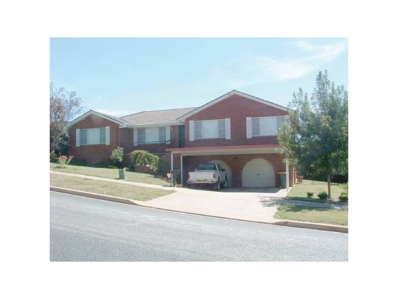 3 Athol Street, Blayney NSW 2799