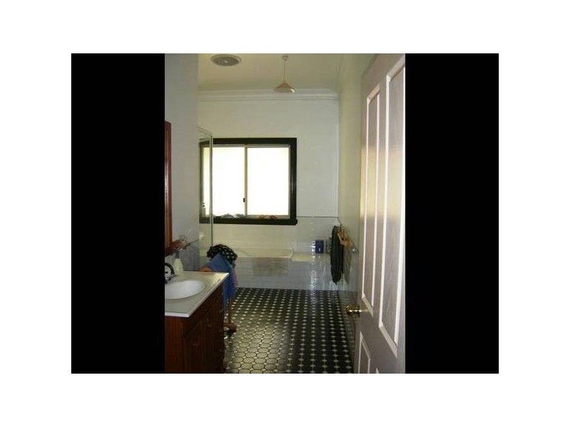 14 Molong ROAD, Molong NSW 2866