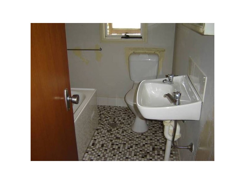 80 Edward STREET, Molong NSW 2866