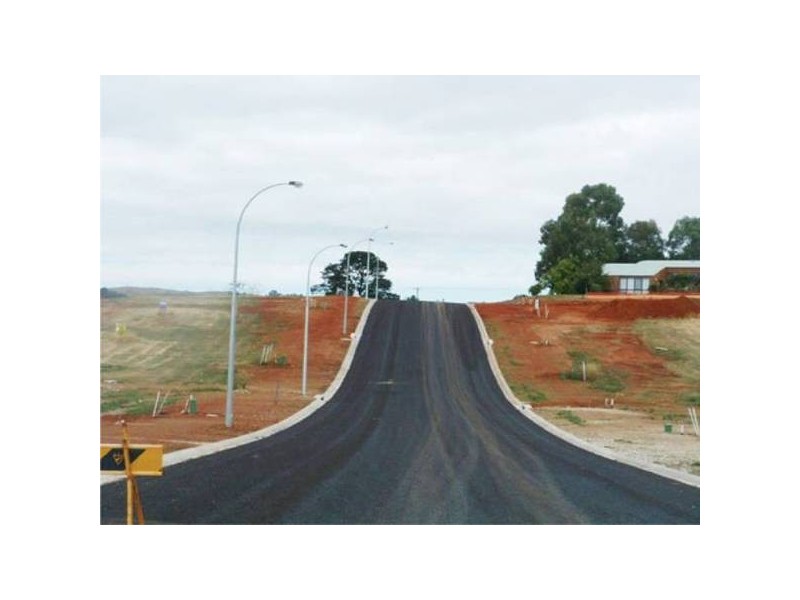 Piggots Place, Blayney NSW 2799