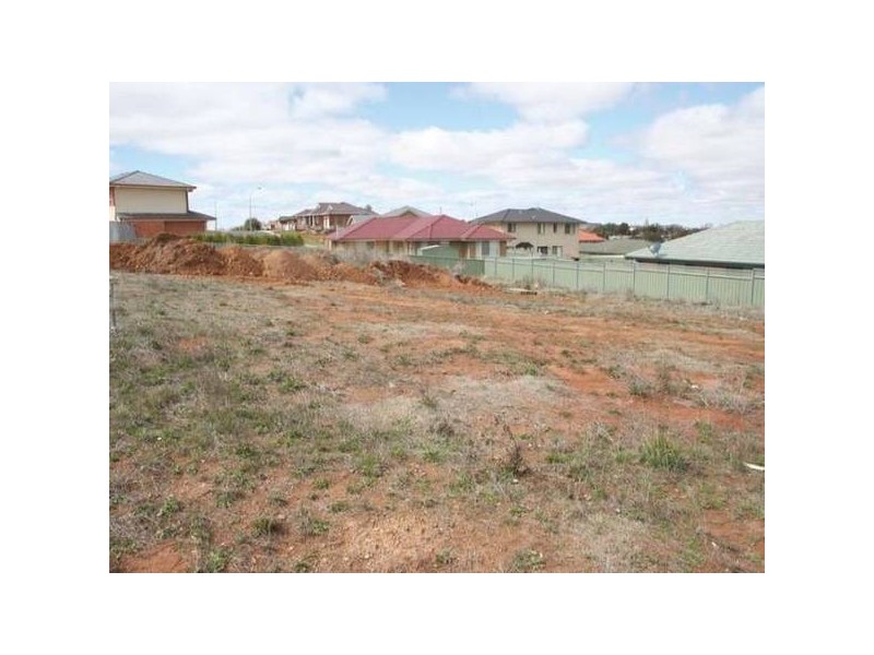 15 & 16 Mahogany Court, Orange NSW 2800