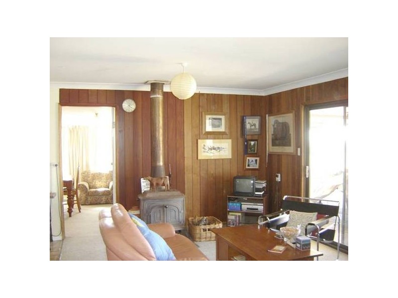 – Burra Burra, Molong NSW 2866