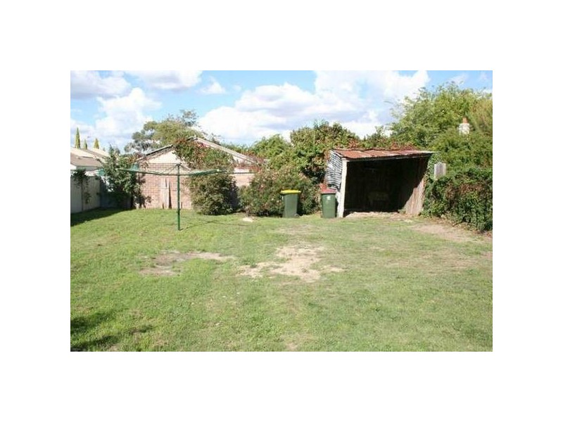 Anson
STREET, Orange NSW 2800