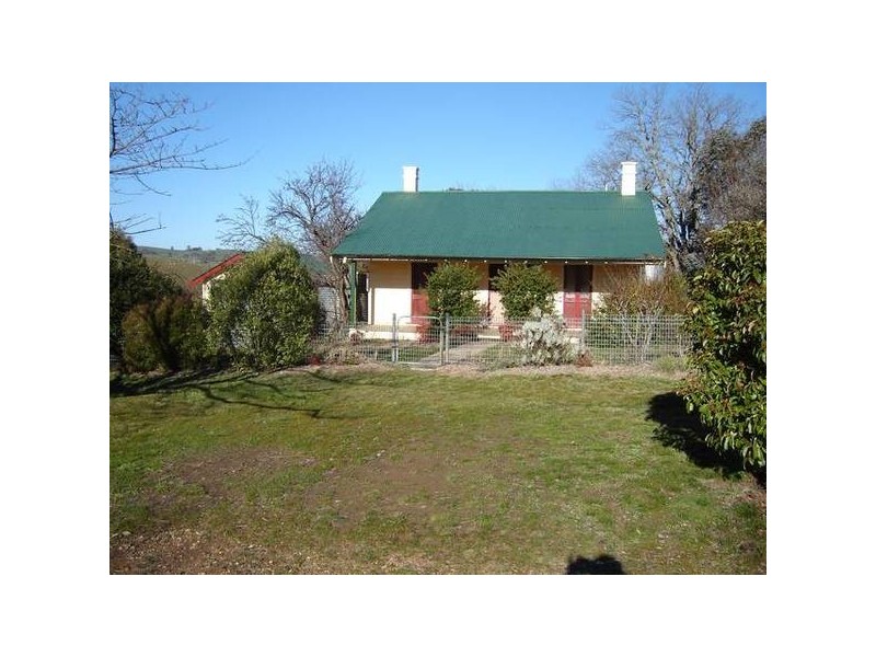 23 Selwyn Street, Blayney NSW 2799