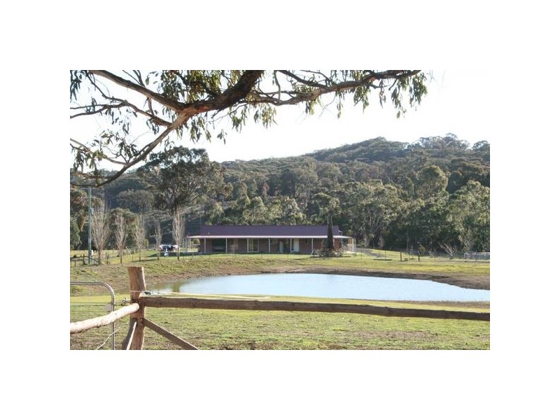 Burrendong Way, Orange NSW 2800