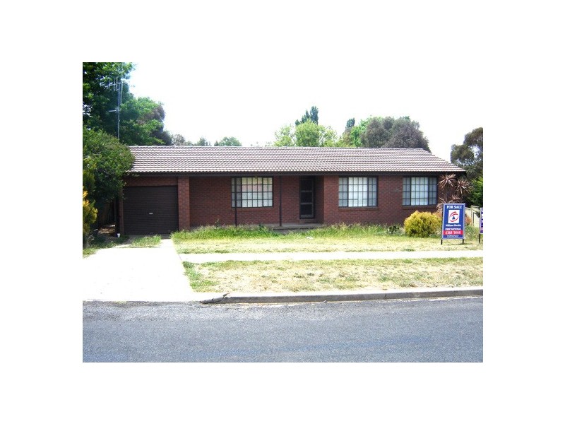 22 Polona Street, Blayney NSW 2799