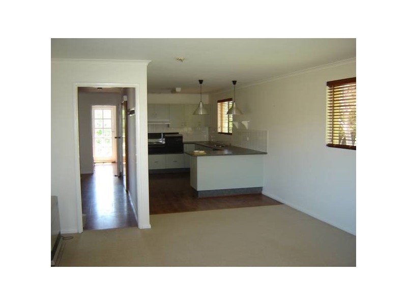 Polona Street, Blayney NSW 2799