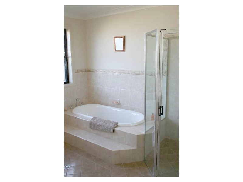 12 McIntosh Street, Orange NSW 2800