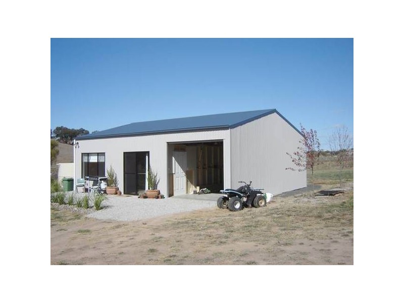 2 Mitchell Highway, Molong NSW 2866