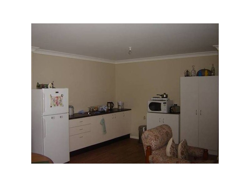 2 Mitchell Highway, Molong NSW 2866