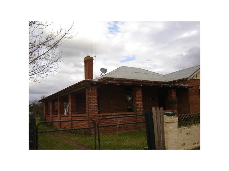 36 Molong, Molong NSW 2866