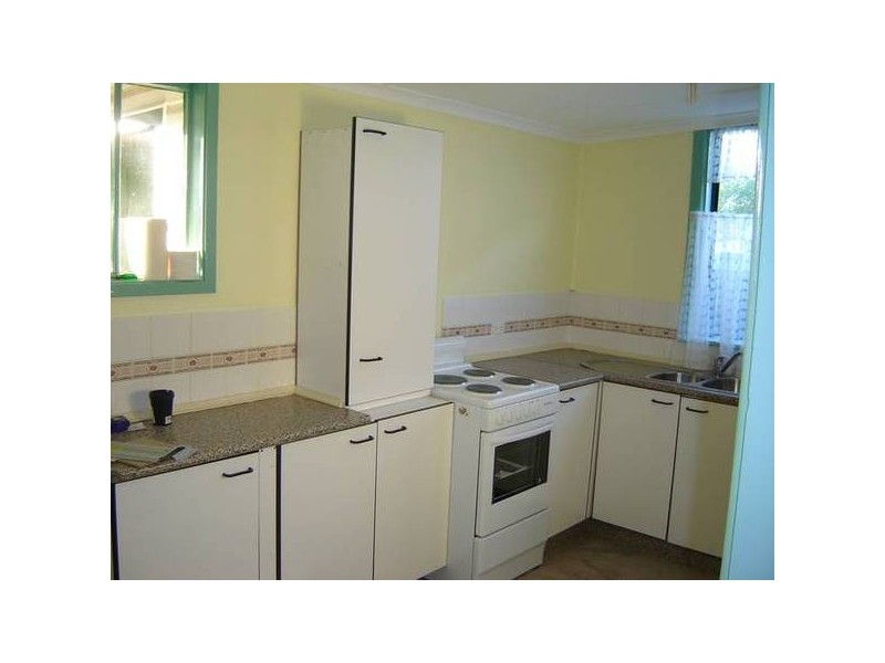 13 Betts Street, Molong NSW 2866