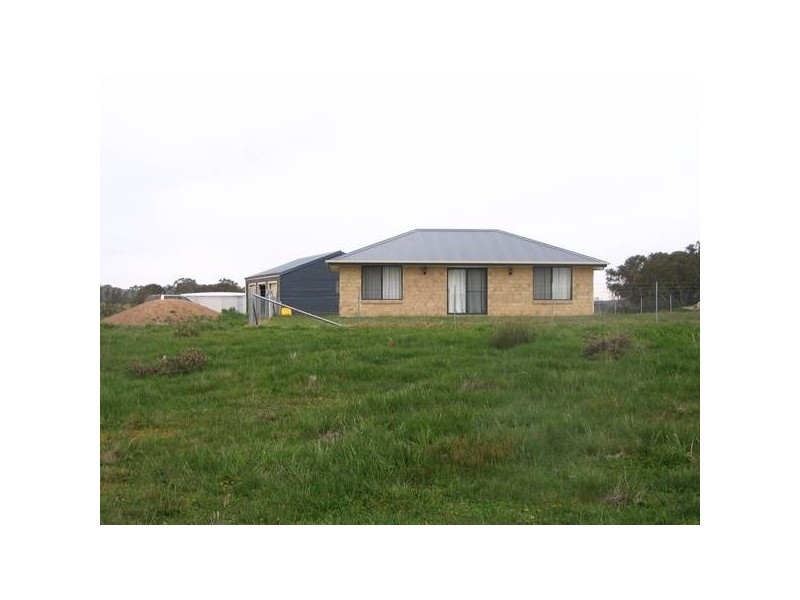 14 Mount Macquarie Road, Blayney NSW 2799