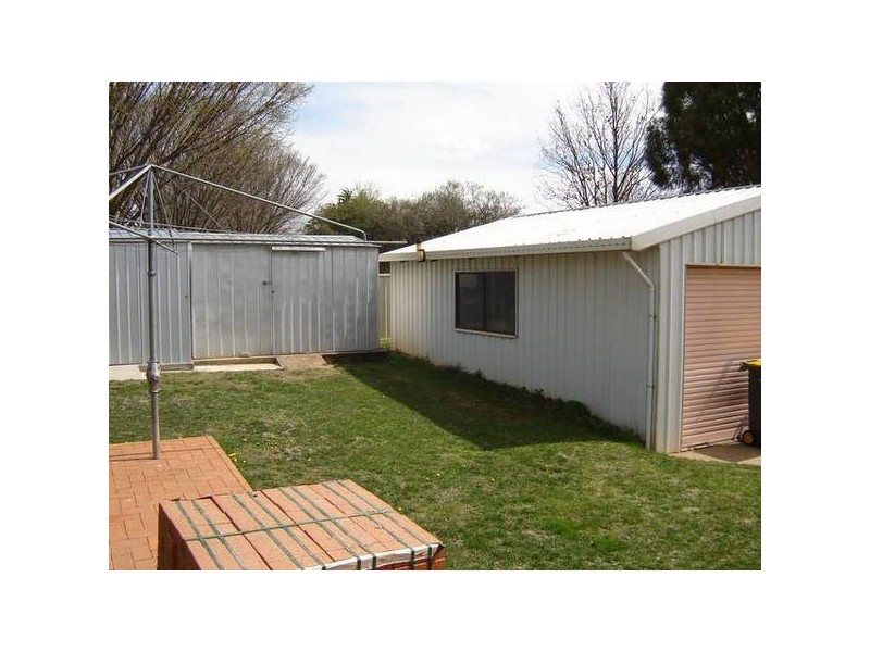 3 Medway Street, Blayney NSW 2799