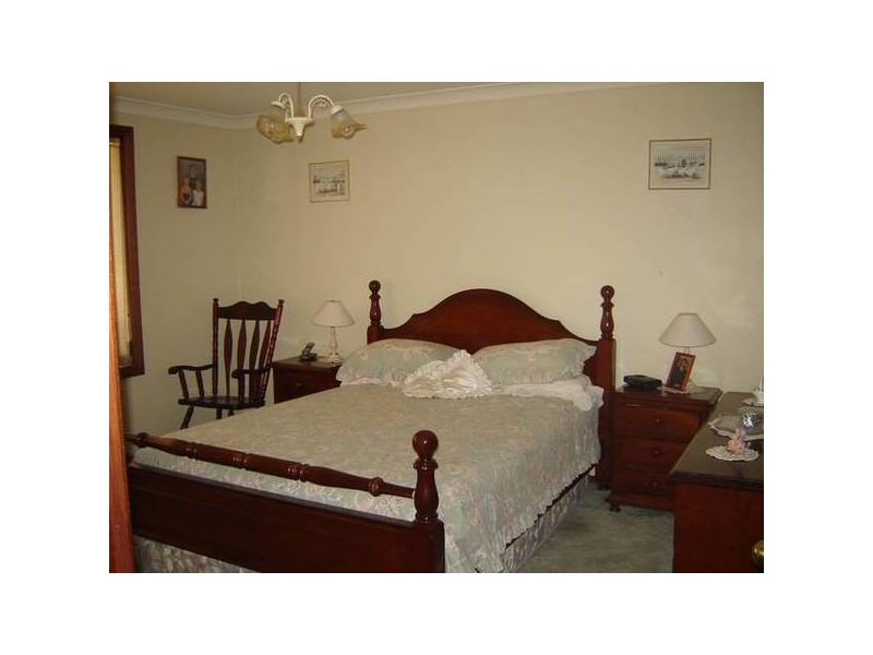 7 Binstead Street, Blayney NSW 2799