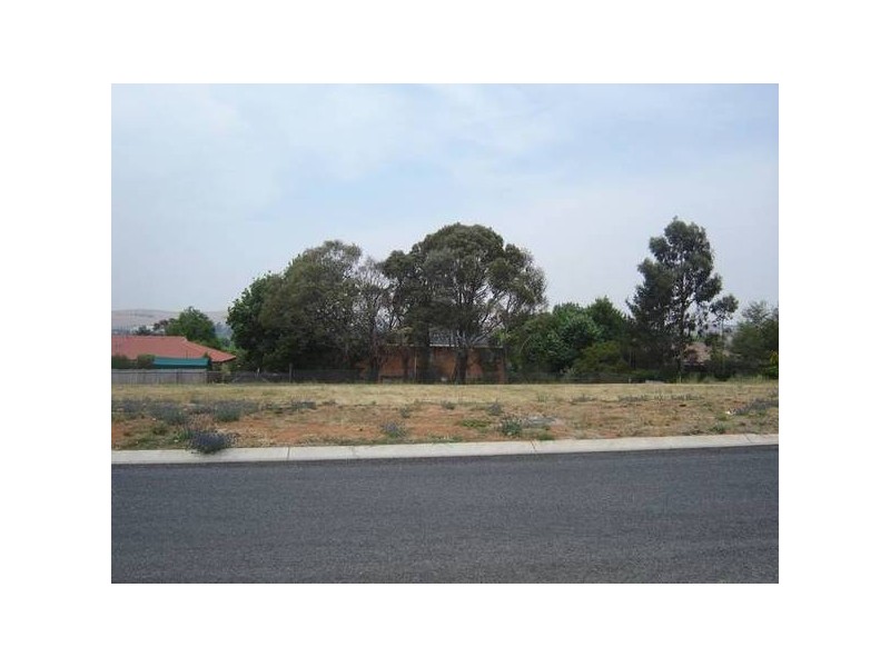 Piggott Place, Blayney NSW 2799