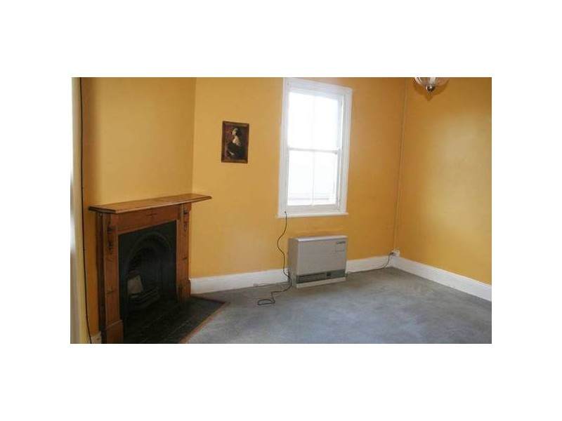 Crowson Street, Millthorpe NSW 2798