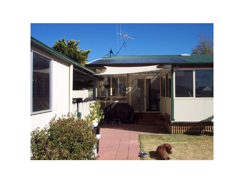 14 Queen Street, Blayney NSW 2799