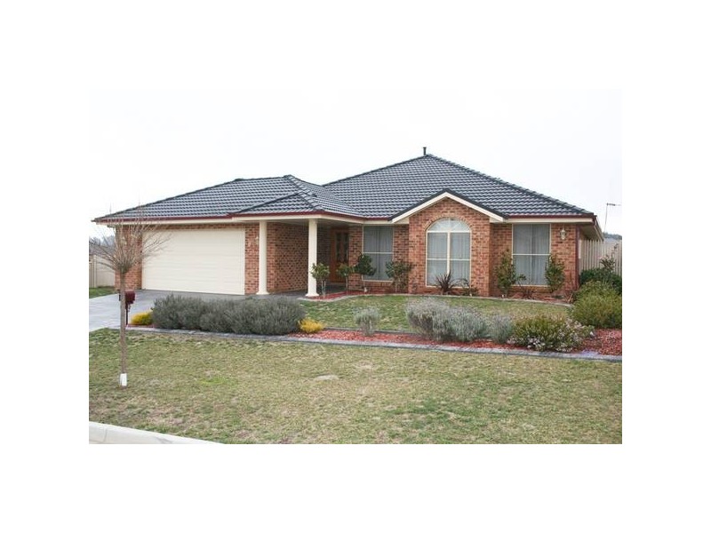 9 Bartlett Street, Orange NSW 2800