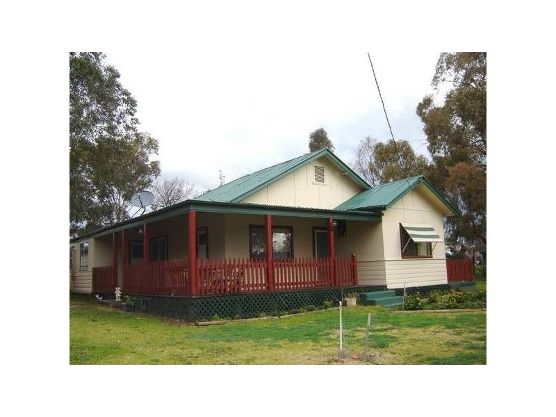 52 Toogong Street, Molong NSW 2866