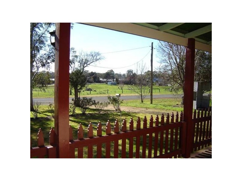52 Toogong Street, Molong NSW 2866