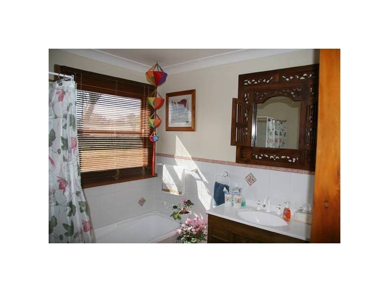 23 Euchareena Road, Molong NSW 2866