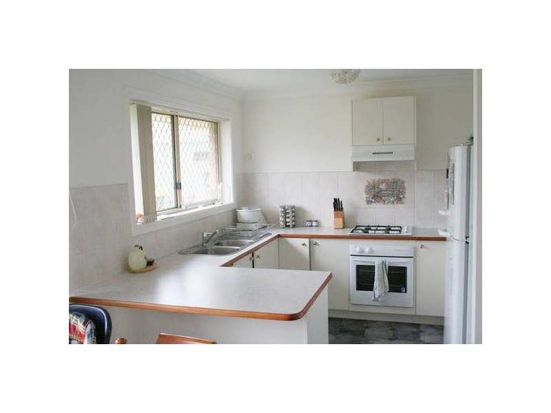 42 Quinlan Run, Orange NSW 2800