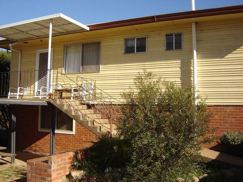7 Boomey Street, Molong NSW 2866