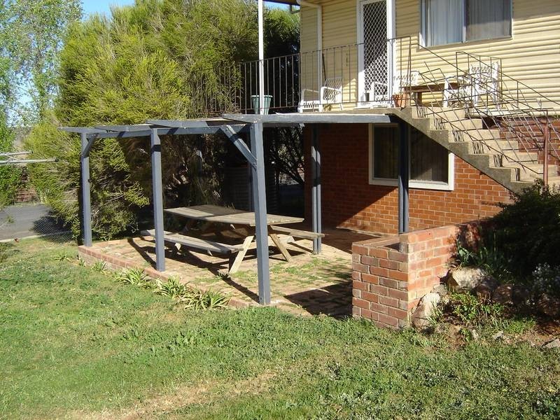 7 Boomey Street, Molong NSW 2866