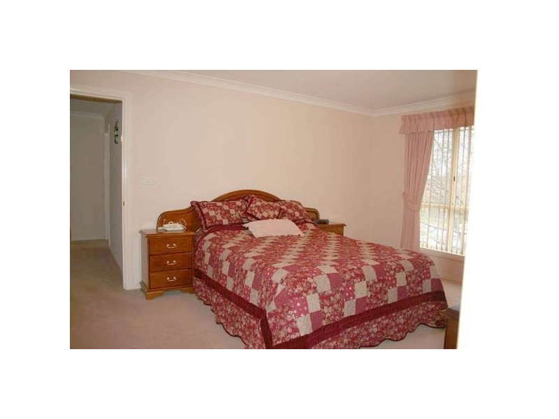 7 Saran Place, Orange NSW 2800