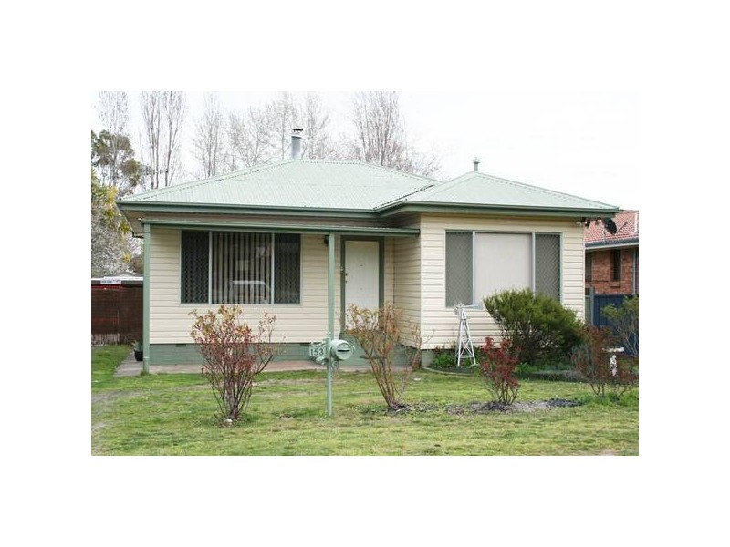 Sampson Street, Orange NSW 2800