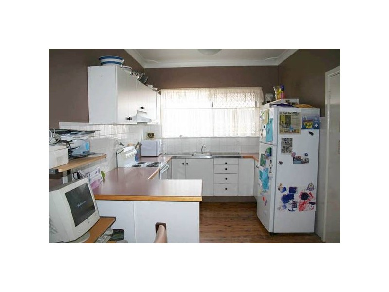 Sampson Street, Orange NSW 2800