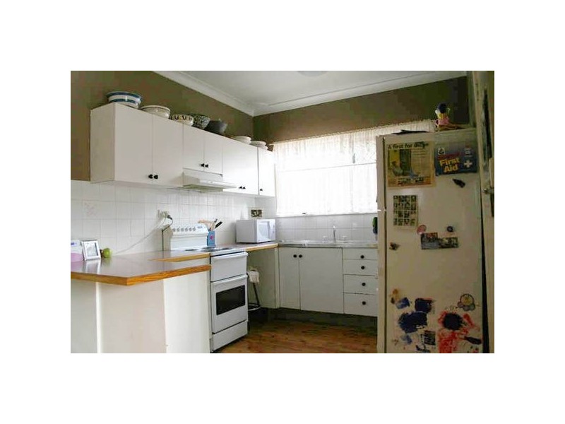 Sampson Street, Orange NSW 2800