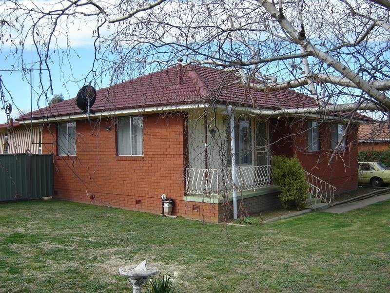 43 Plumb Street, Blayney NSW 2799