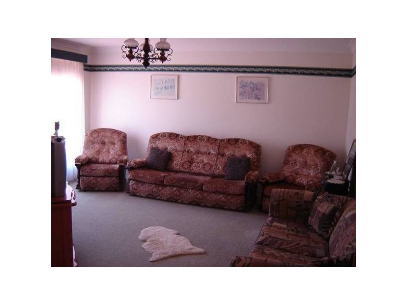 14 Carcoar Street, Blayney NSW 2799