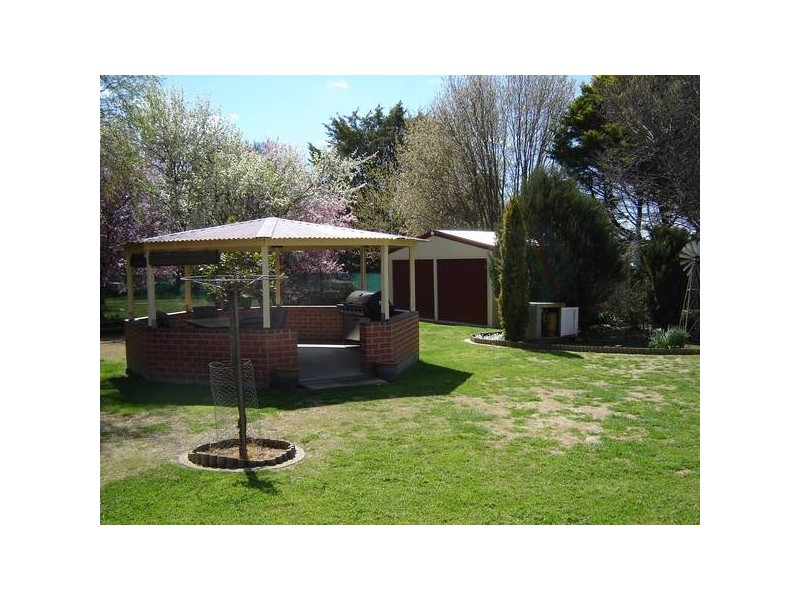 14 Carcoar Street, Blayney NSW 2799