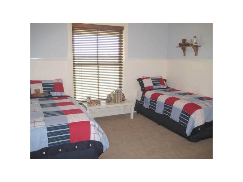 11 Charles Booth Way, Millthorpe NSW 2798