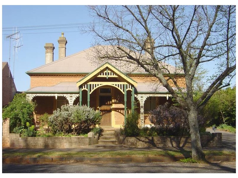 44 Clinton Street, Orange NSW 2800