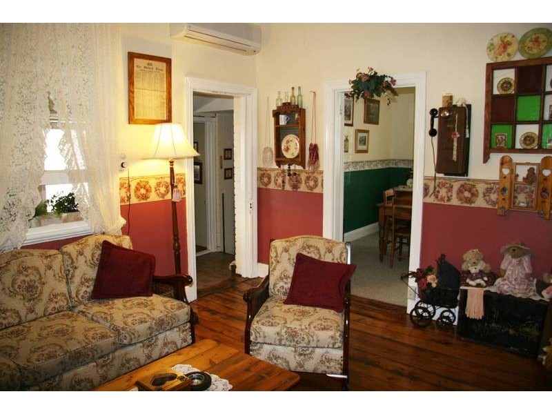 52 Edward Street, Molong NSW 2866