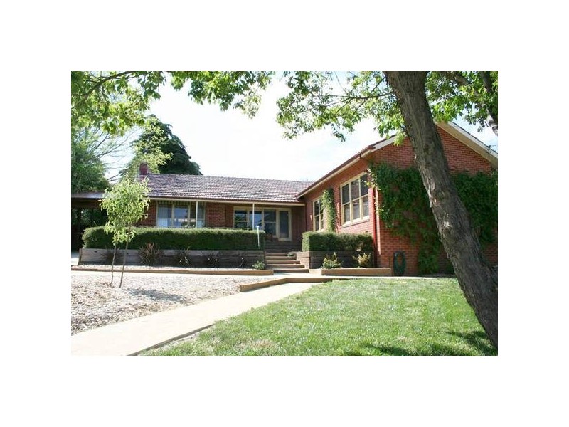 144 Hill Street, Orange NSW 2800